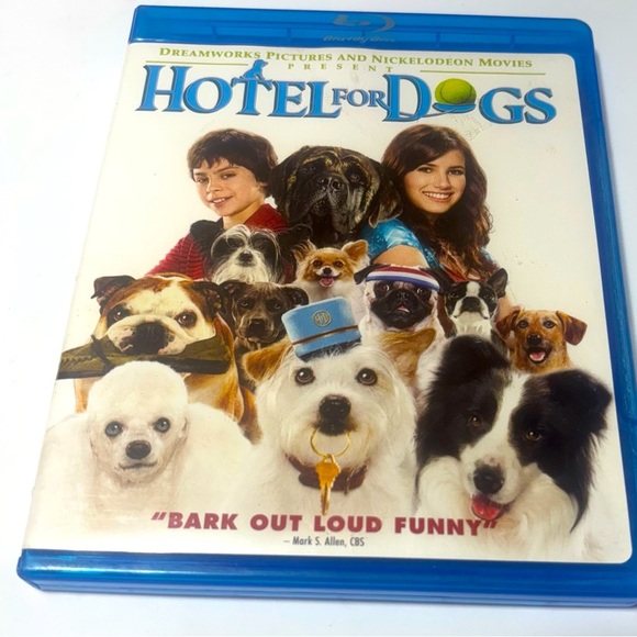 Hotel for Dogs, Blu-ray 2009 film directed by Thor Freudenthal. - Picture 1 of 3